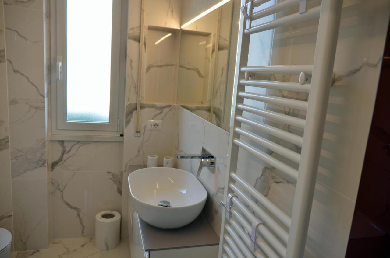 Youhosty - Savona 94 A Milán Exteriér fotografie